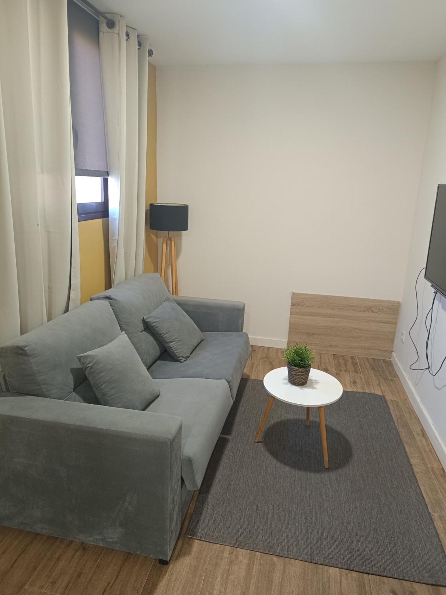 Apartamentos Al-Qazeres Luxury La Concepcion Caces Екстериор снимка