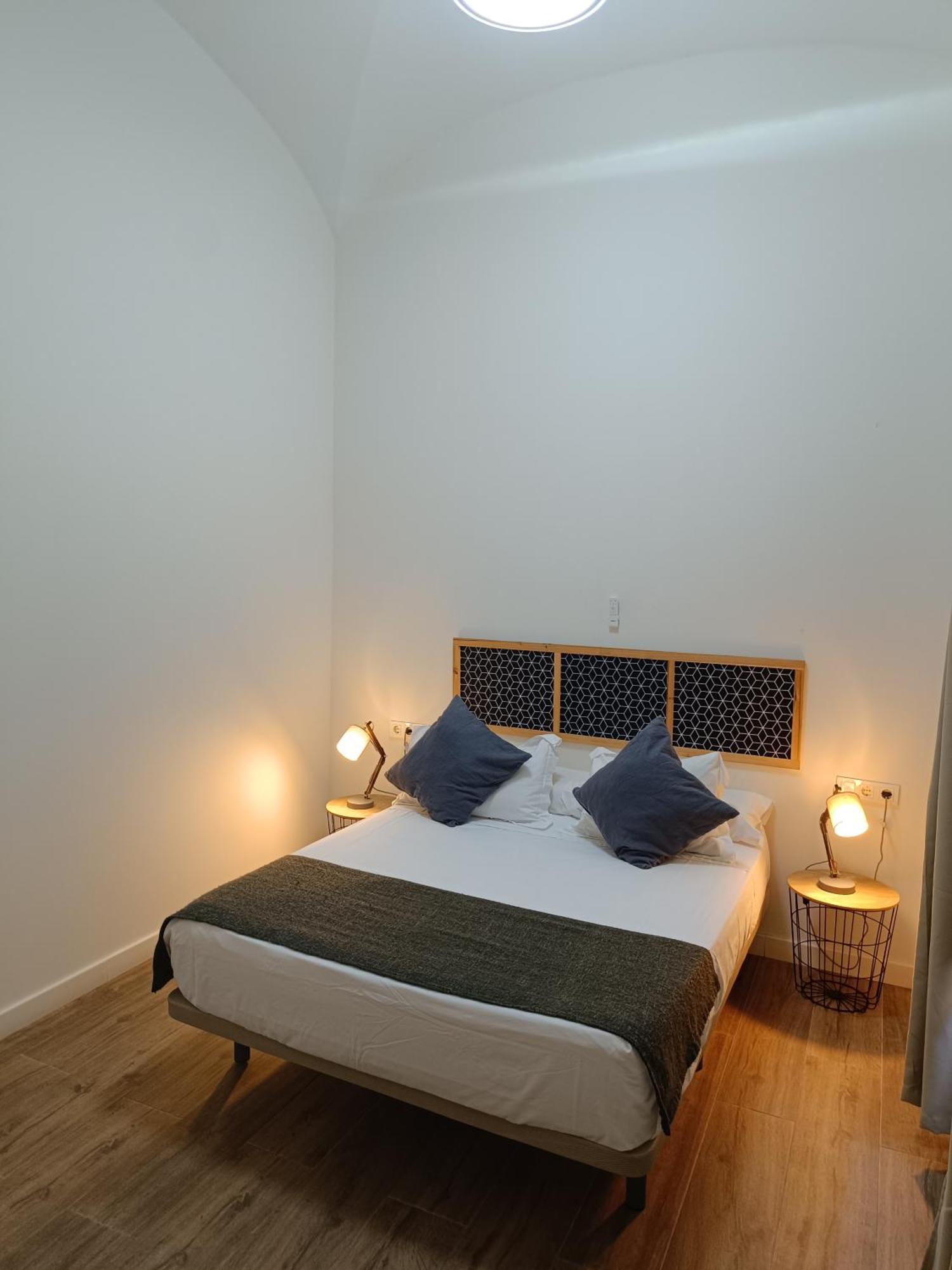 Apartamentos Al-Qazeres Luxury La Concepcion Caces Екстериор снимка
