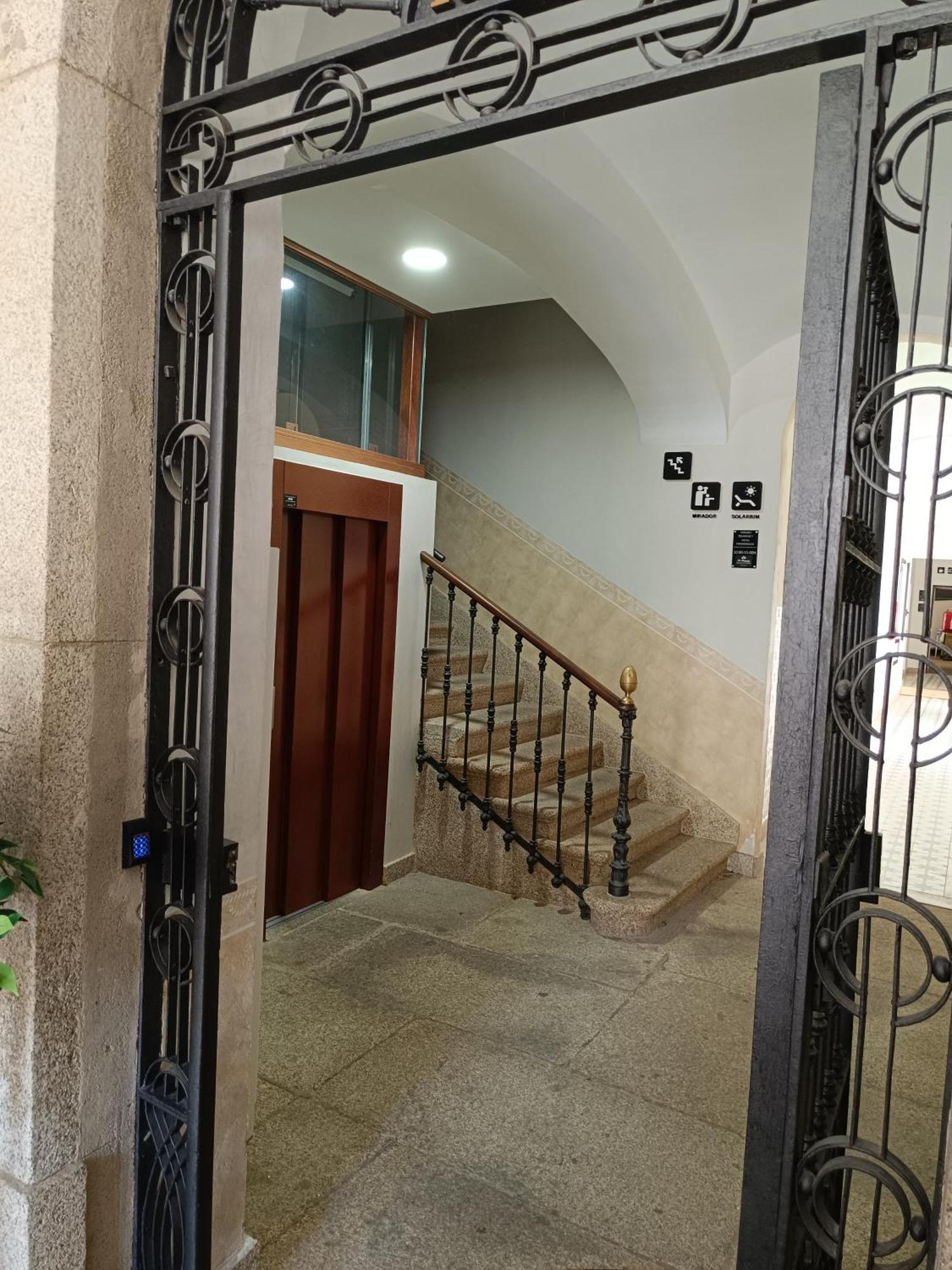Apartamentos Al-Qazeres Luxury La Concepcion Caces Екстериор снимка