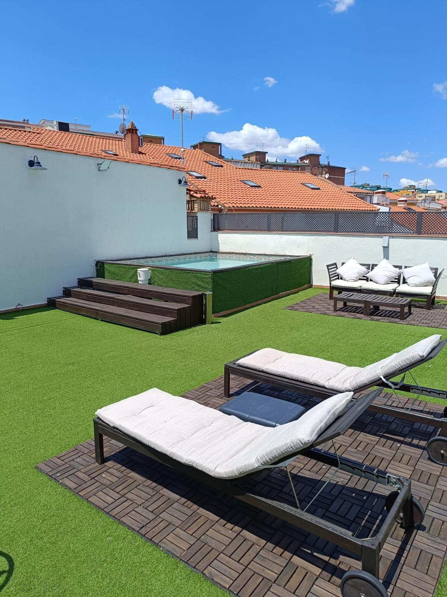 Apartamentos Al-Qazeres Luxury La Concepcion Caces Екстериор снимка