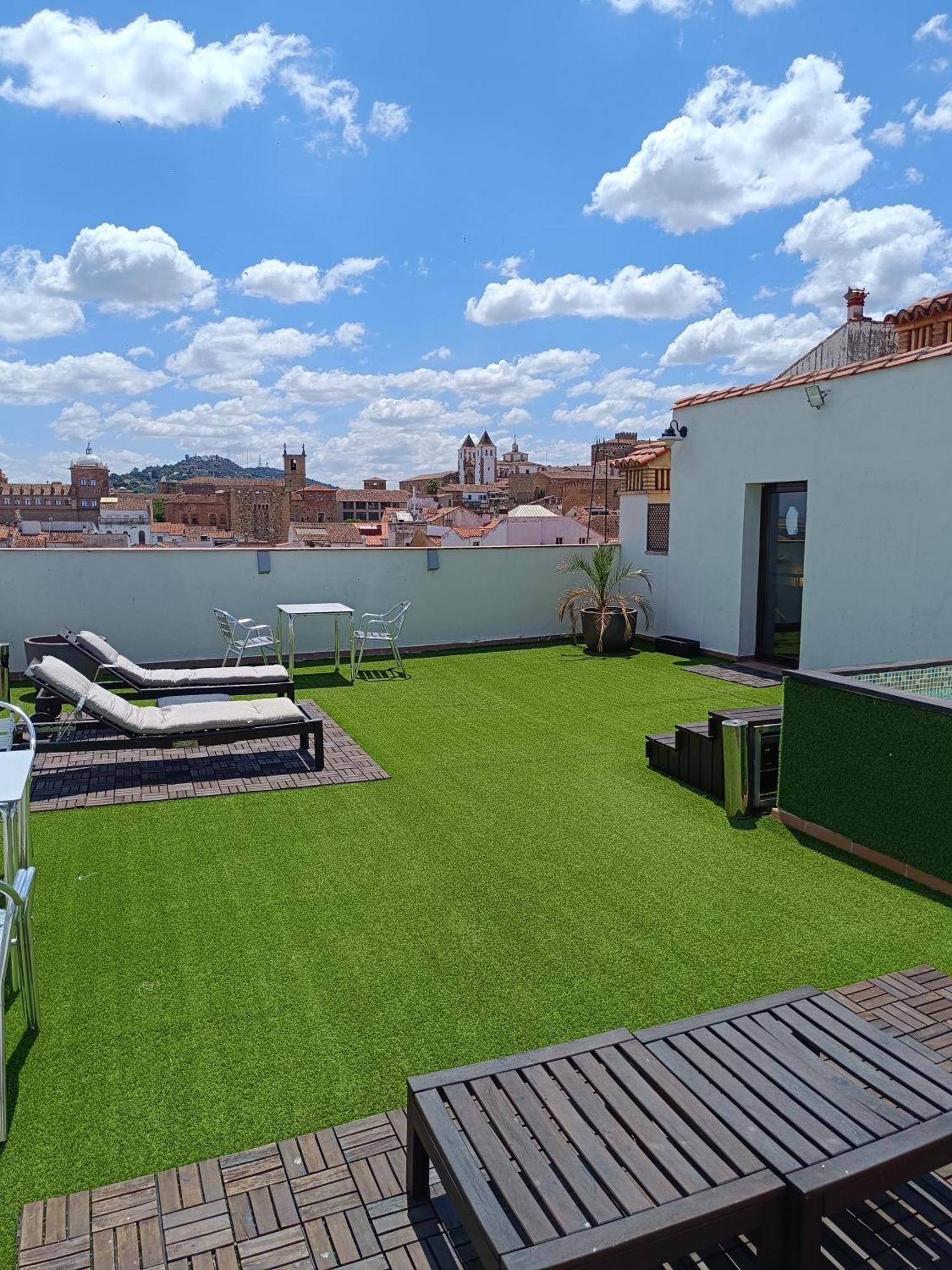 Apartamentos Al-Qazeres Luxury La Concepcion Caces Екстериор снимка
