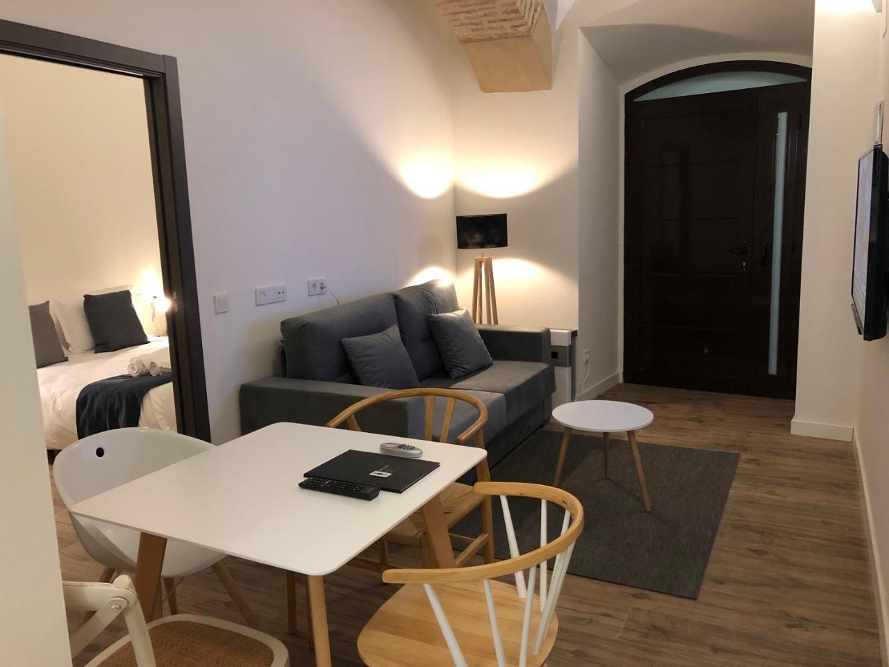 Apartamentos Al-Qazeres Luxury La Concepcion Caces Екстериор снимка